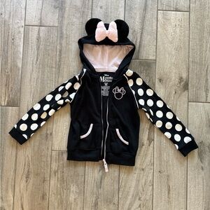 Minnie Mouse poke a dot sweatshirt